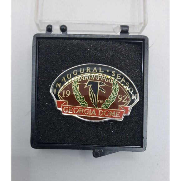 Vtg NFL Atlanta Falcons Georgia Dome Inaugural Season Hat/Lapel Pin 1992 - Picture 1 of 2
